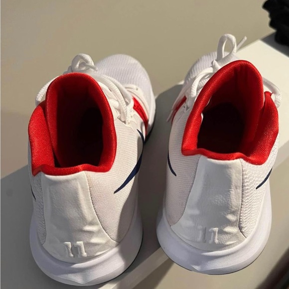 Kyrie Flytrap EP 'USA' Size 11 (New, Worn Once) No original Box - Picture 2 of 3